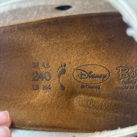 Disney White Clogs Mickey & Minnie Mouse size 6 - Picture 10 of 11